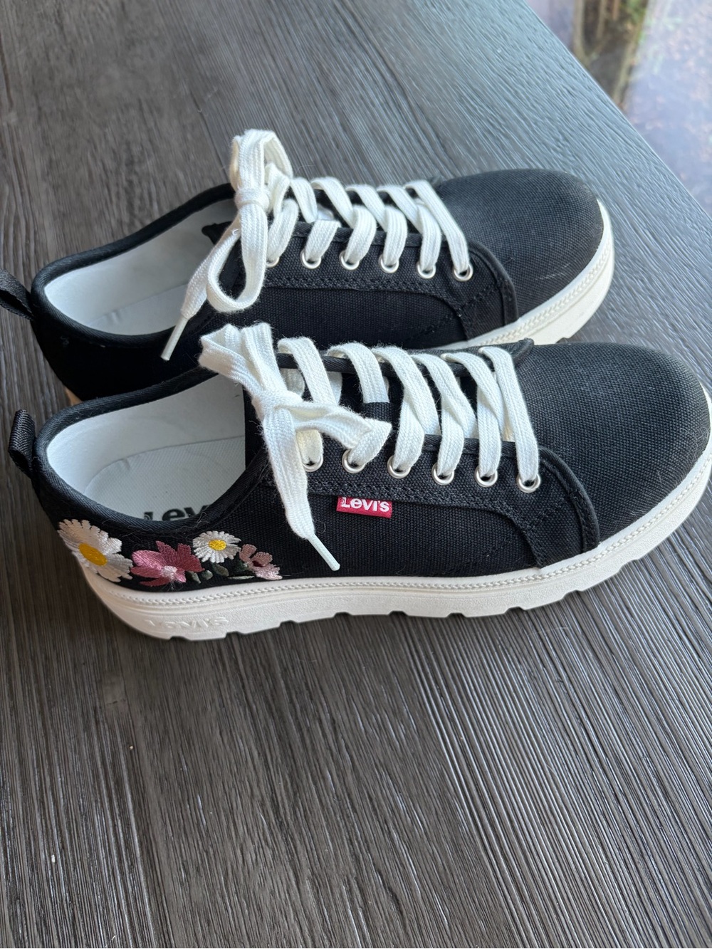 Levi's Black Canvas Sneakers with Floral Embroidery - Women's
